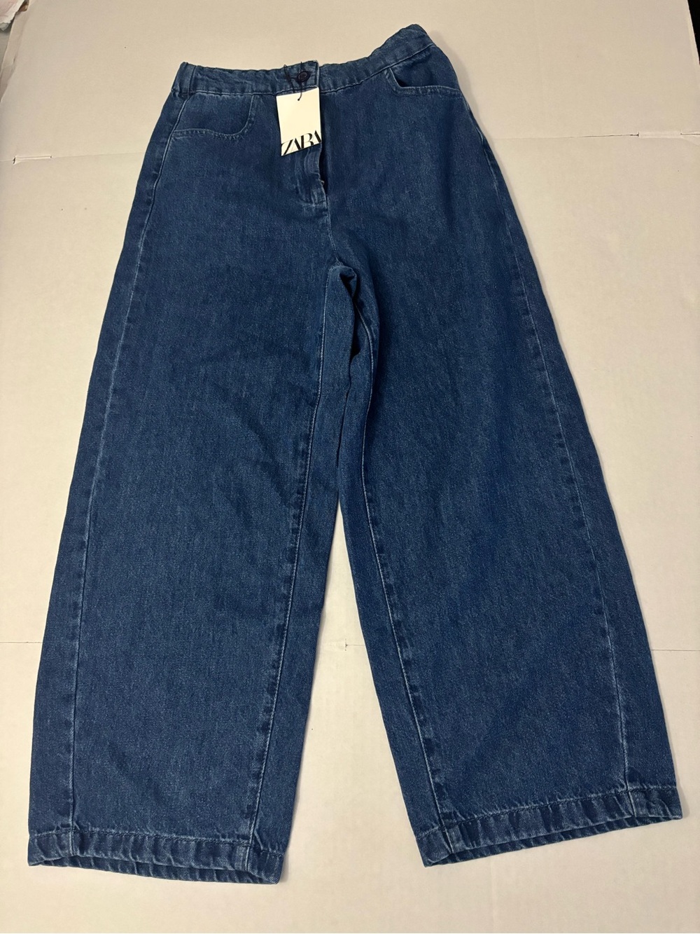 Zara The Elasticated Barrel Leg Jean Size XS inseam 24.5” high rise